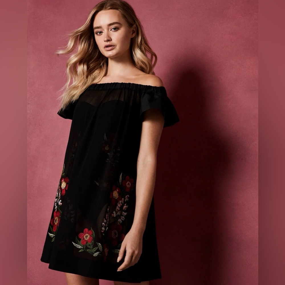 Ted Baker London Delmeso Black Floral Embroidered Swim Coverup size M